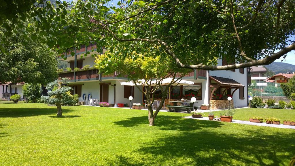 La Felce Bed & Breakfast Carisolo Ngoại thất bức ảnh